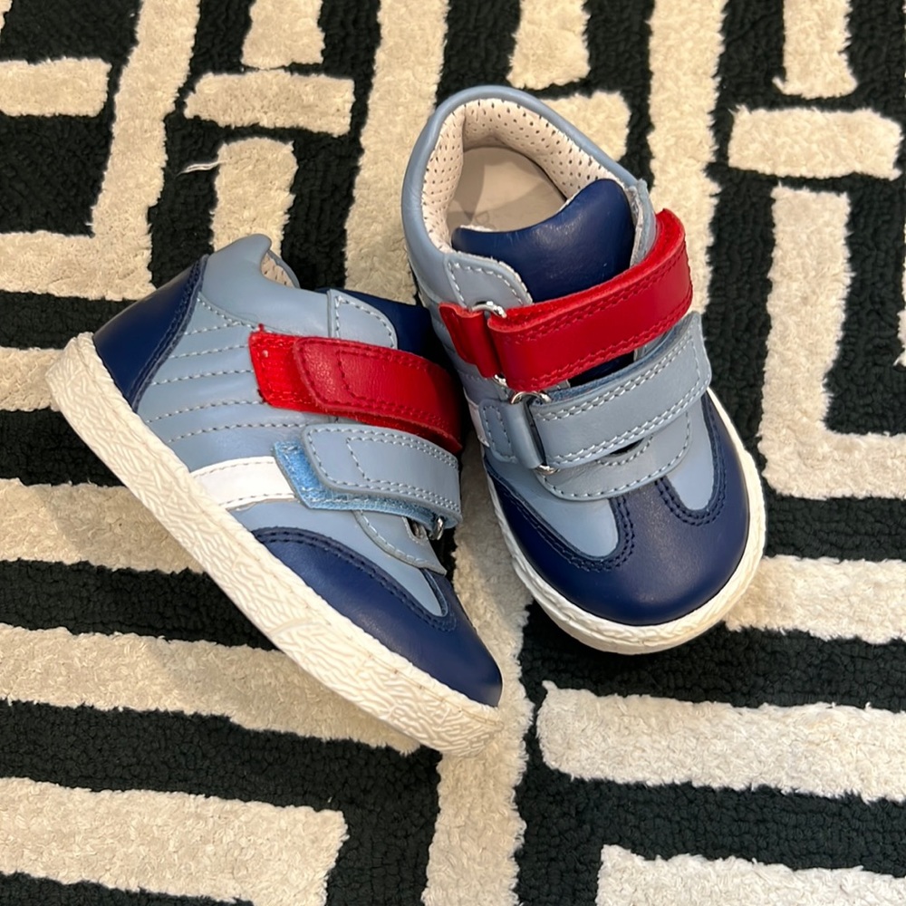 Dolce& Gabanna baby sneakers